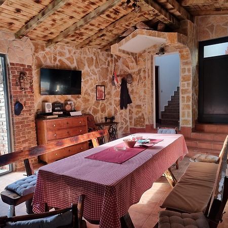 Apartmani Marija Колан Екстер'єр фото