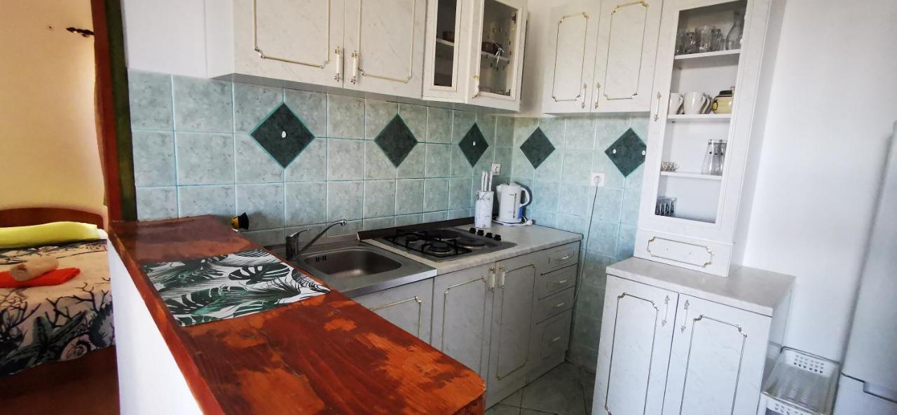 Apartmani Marija Колан Екстер'єр фото