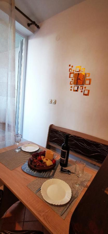 Apartmani Marija Колан Екстер'єр фото