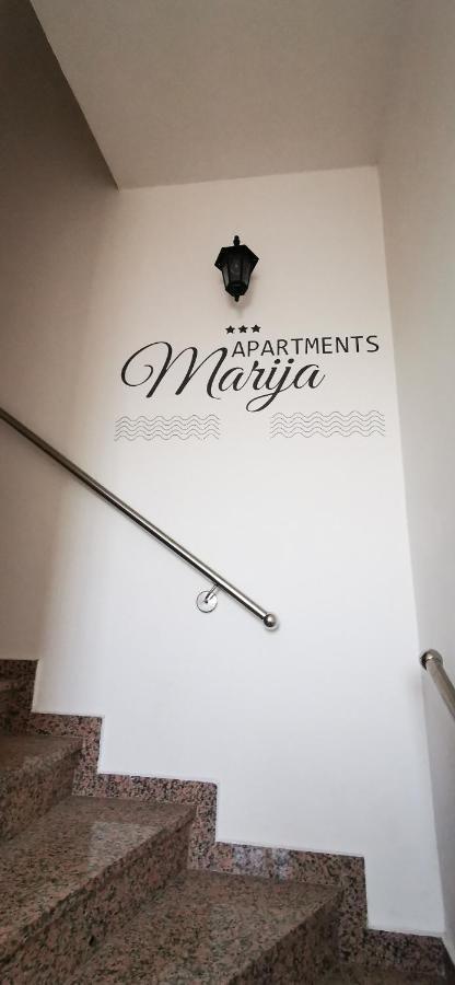 Apartmani Marija Колан Екстер'єр фото